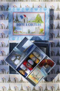 Boîte à Couture Complète Paris Tour Eiffel