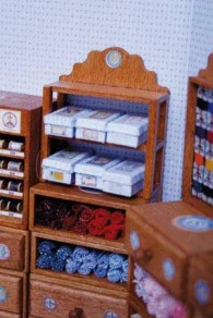 Étagère En Bois Miniature Retors Du Nord 7 Étagère En Bois Miniature Retors Du Nord – Image 5