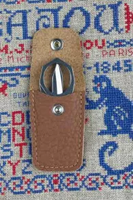 Paire De Ciseaux Broderie Pliante étui Havane 4 Paire De Ciseaux Broderie Pliante étui Havane – Image 2